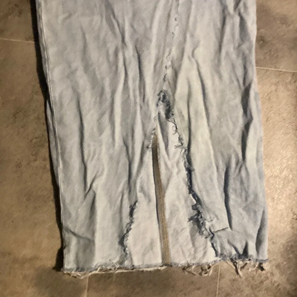Zara Blue Maxi Pencil Skirt with Ruched Slit jeans skirt